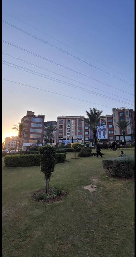 Comfortable Rental Apartments In Bahria Town Rawalpindi Extérieur photo