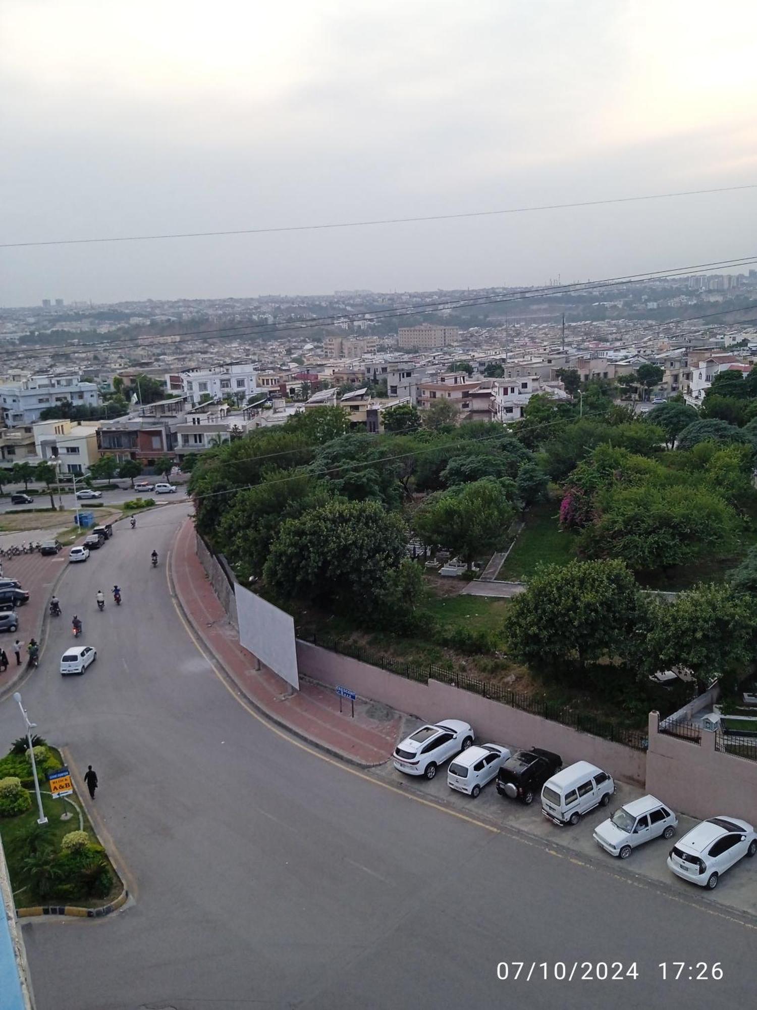 Comfortable Rental Apartments In Bahria Town Rawalpindi Extérieur photo